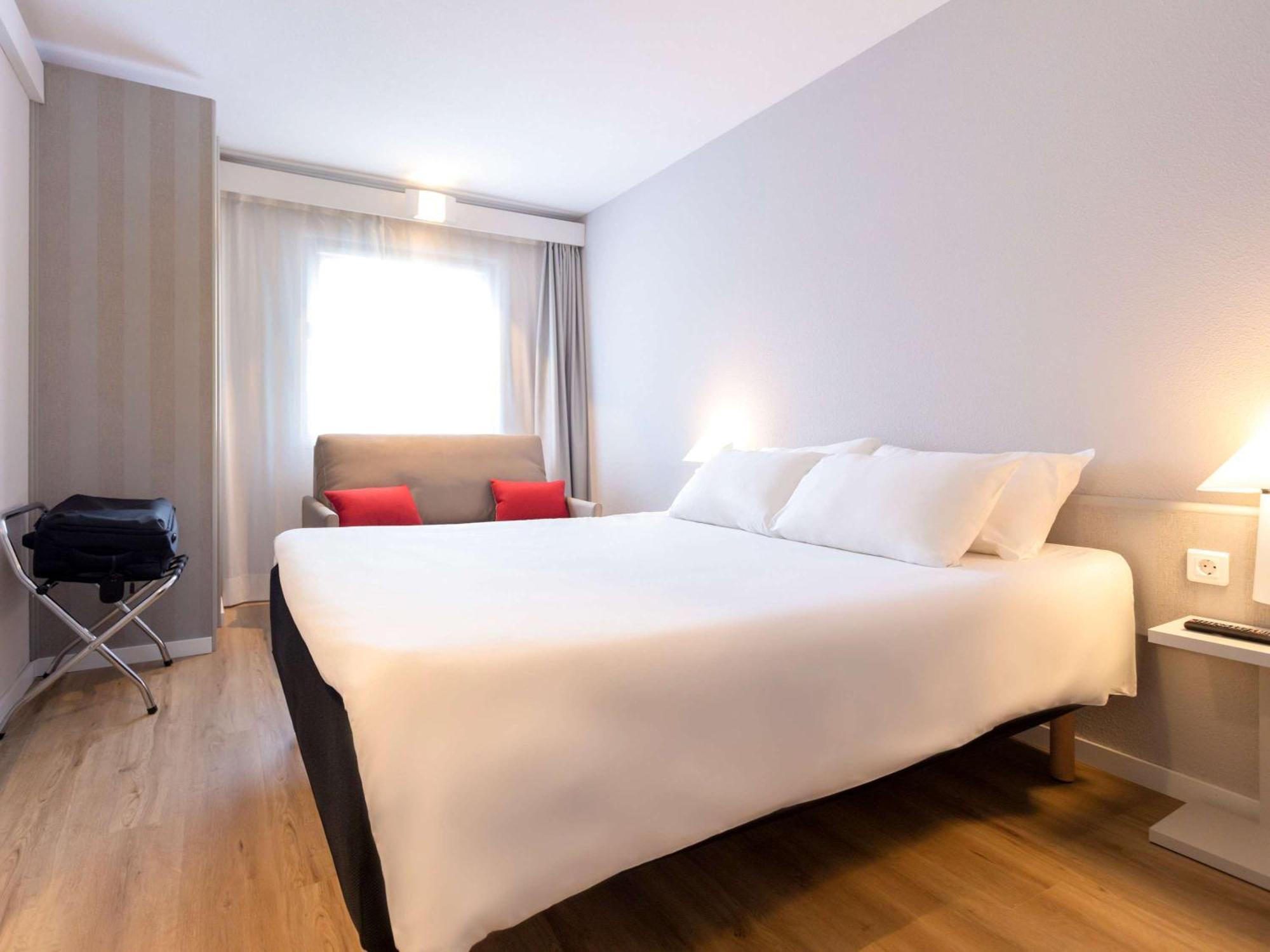 Hotel Ibis Valencia Alfafar Exterior foto